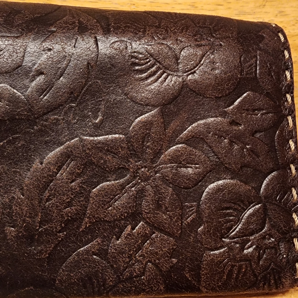 Vintage Celine Brown Floral Embossed Leather Wallet - Picture 10 of 16